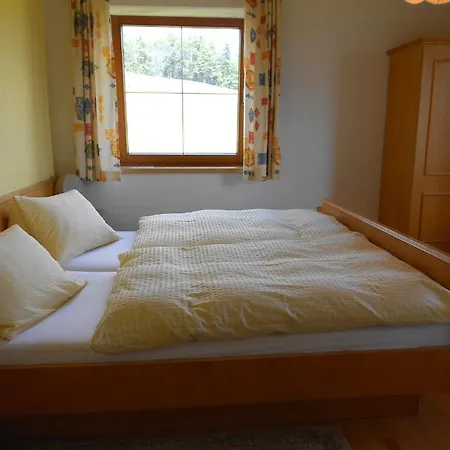 Bed and breakfast Haus Schweigl 3*