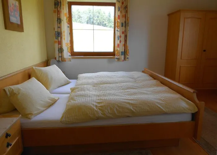 Frühstückspension Haus Schweigl 3*